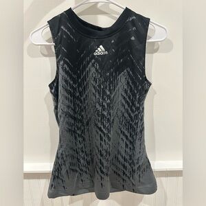 WORN ONCE ADIDAS WOMENS TANK